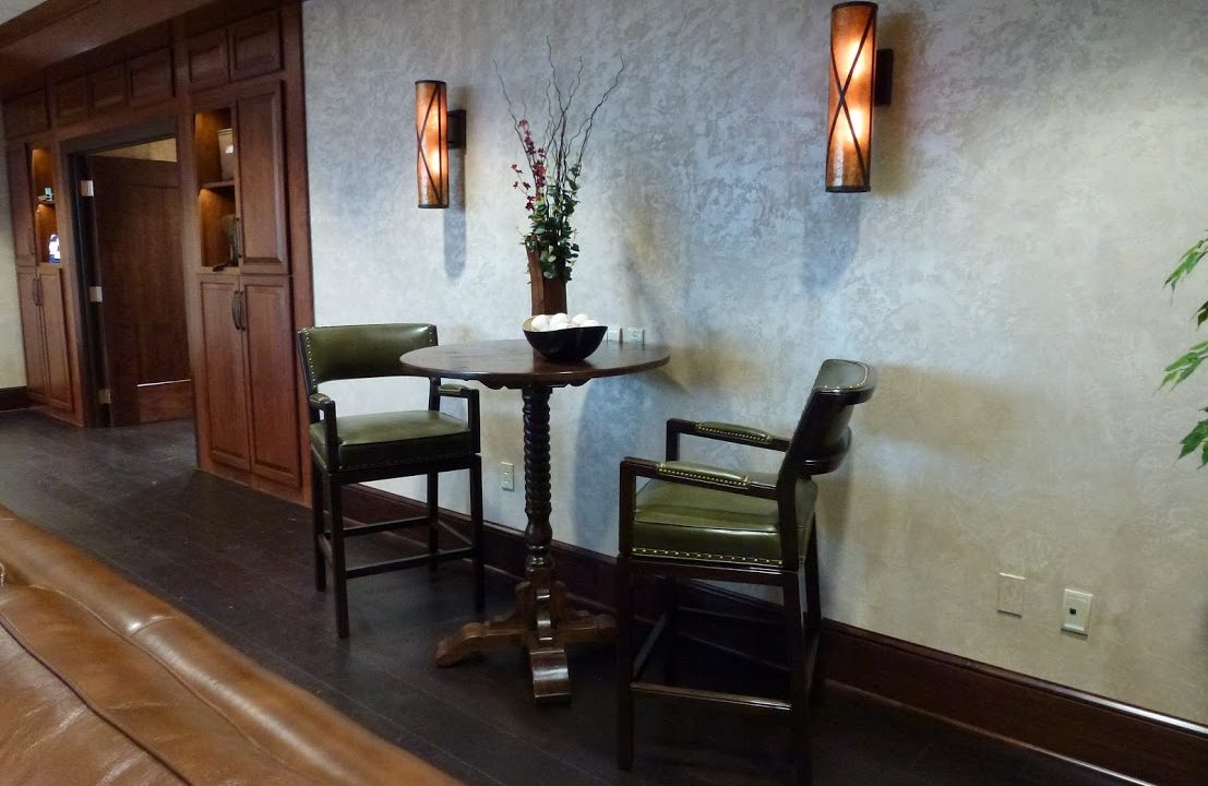 Pub Table and Stools